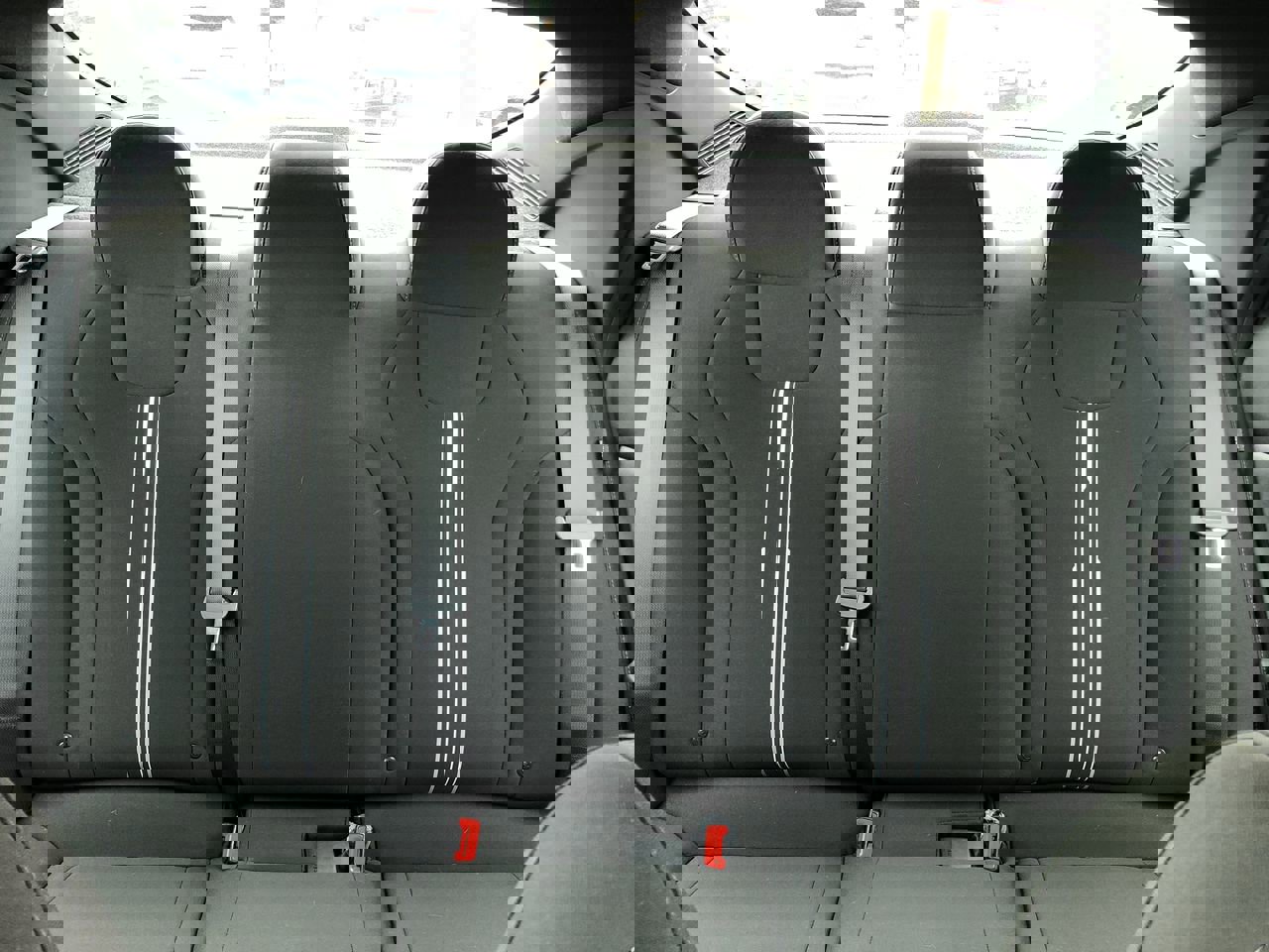 Used 2025 Hyundai Elantra Sport image 11