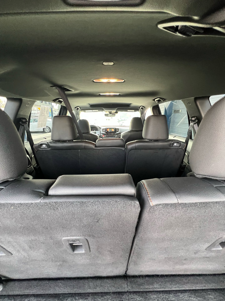 Used 2022 Honda Pilot TrailSport image 8