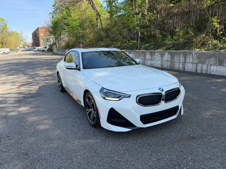 Used 2022 BMW 230i Coupe w/ M Sport Package RWD image 15