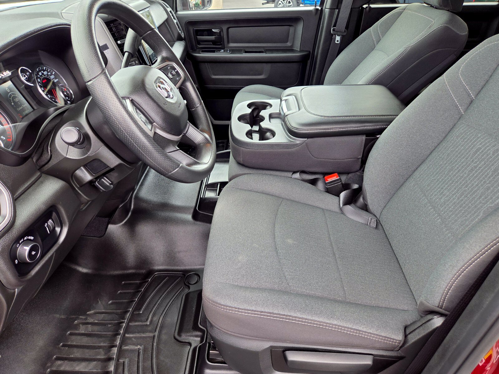 Used 2024 RAM 3500 Tradesman w/ Towing Technology Group AWD/4WD image 10