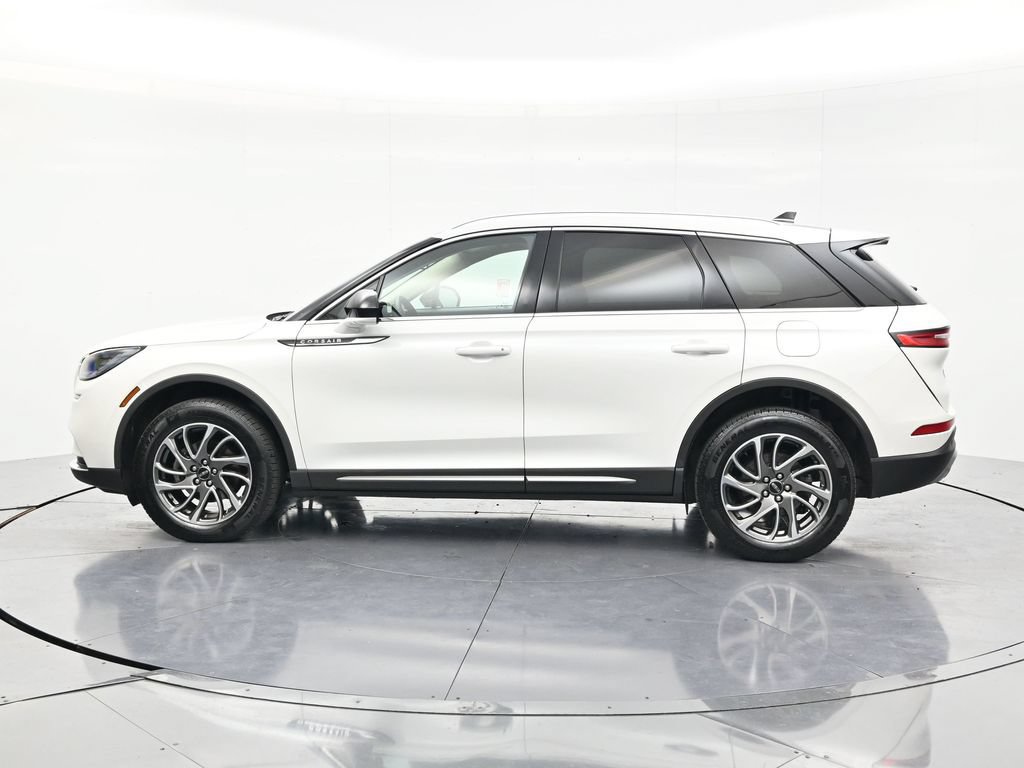 Used 2020 Lincoln Corsair AWD w/ Equipment Group 101A image 8