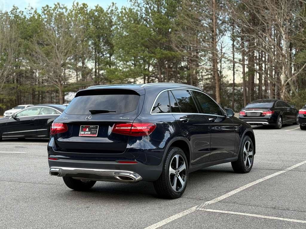 Used 2019 Mercedes-Benz GLC 350e 4MATIC image 5