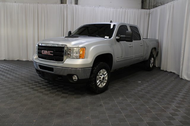 Used 2011 GMC Sierra 2500 SLT w/ Snow Plow Prep Package image 29
