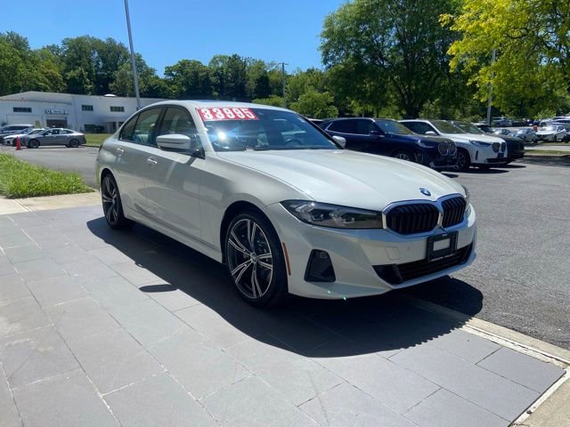 Used 2023 BMW 330i xDrive Sedan w/ Premium Package AWD/4WD image 5