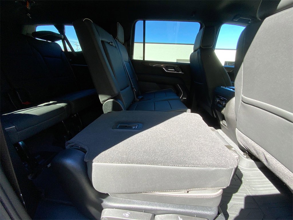New 2026 GMC Yukon XL Elevation w/ LPO, Get Active Package image 31