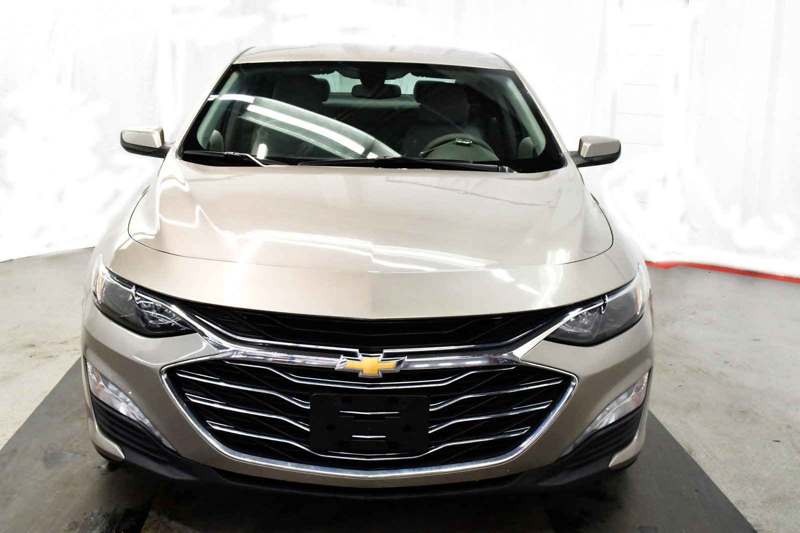 Used 2022 Chevrolet Malibu LT image 3