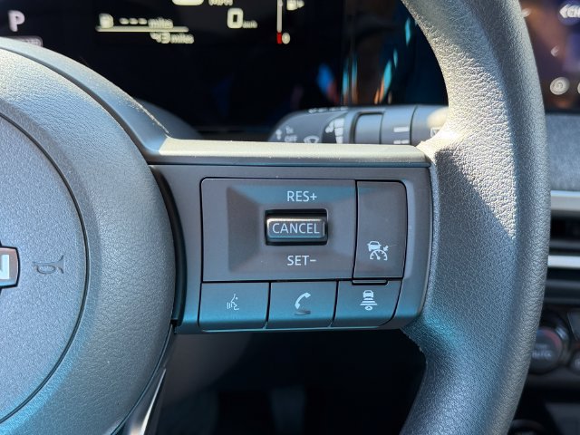 New 2027 Nissan Kicks SV w/ Cold Weather Package FWD image 17