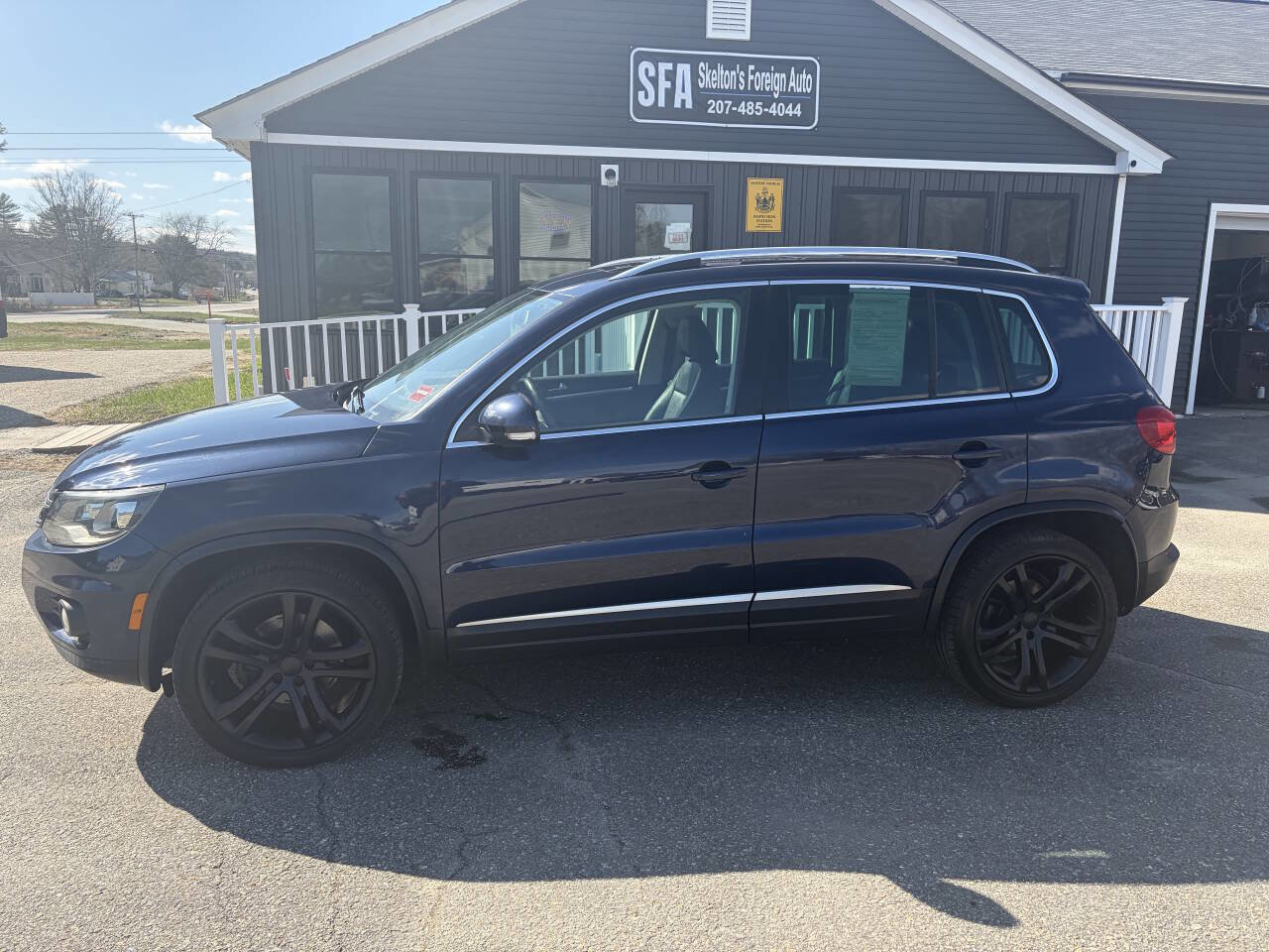 Used 2013 Volkswagen Tiguan S AWD/4WD image 4