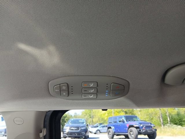 Used 2019 Kia Sedona EX FWD image 17