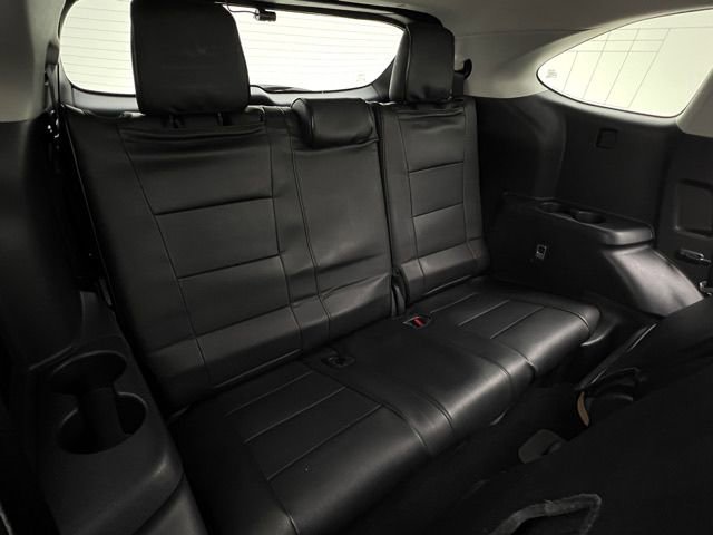 Used 2021 Toyota Highlander XLE image 16