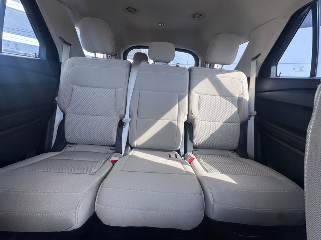 Used 2023 Ford Explorer 4WD image 22