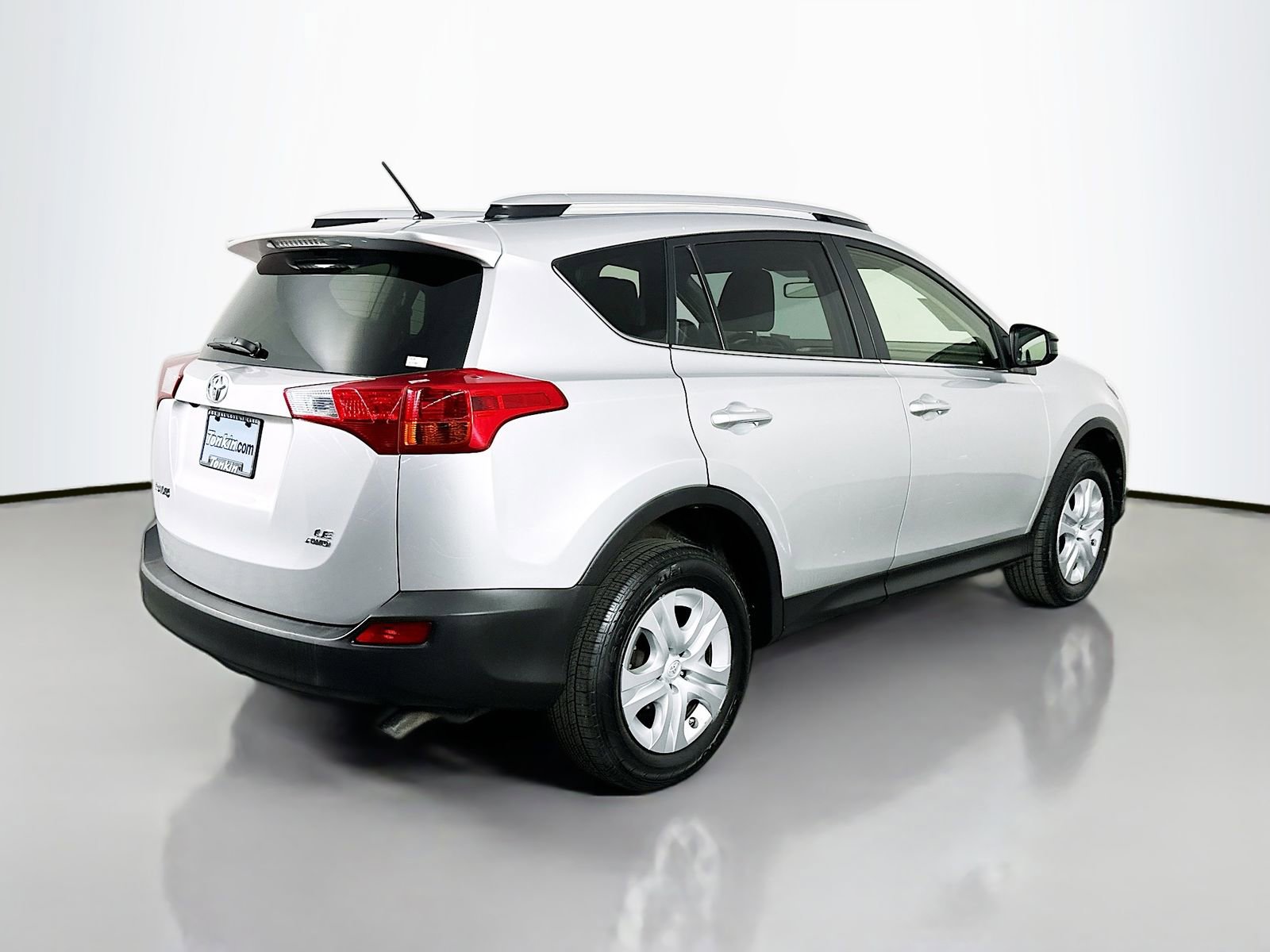 Used 2014 Toyota RAV4 LE AWD/4WD image 7