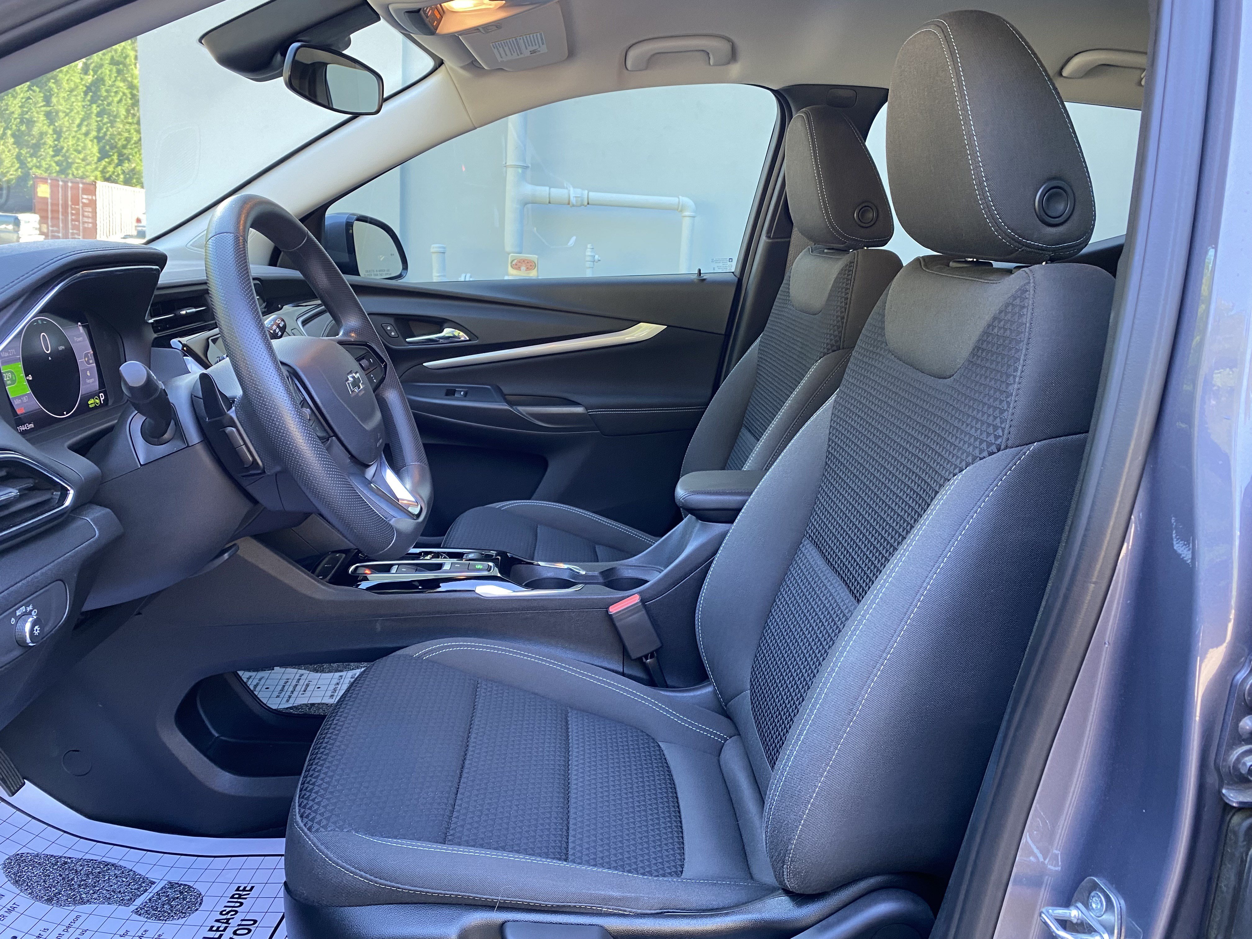 Used 2023 Chevrolet Bolt EUV LT w/ Driver Confidence Package FWD image 16