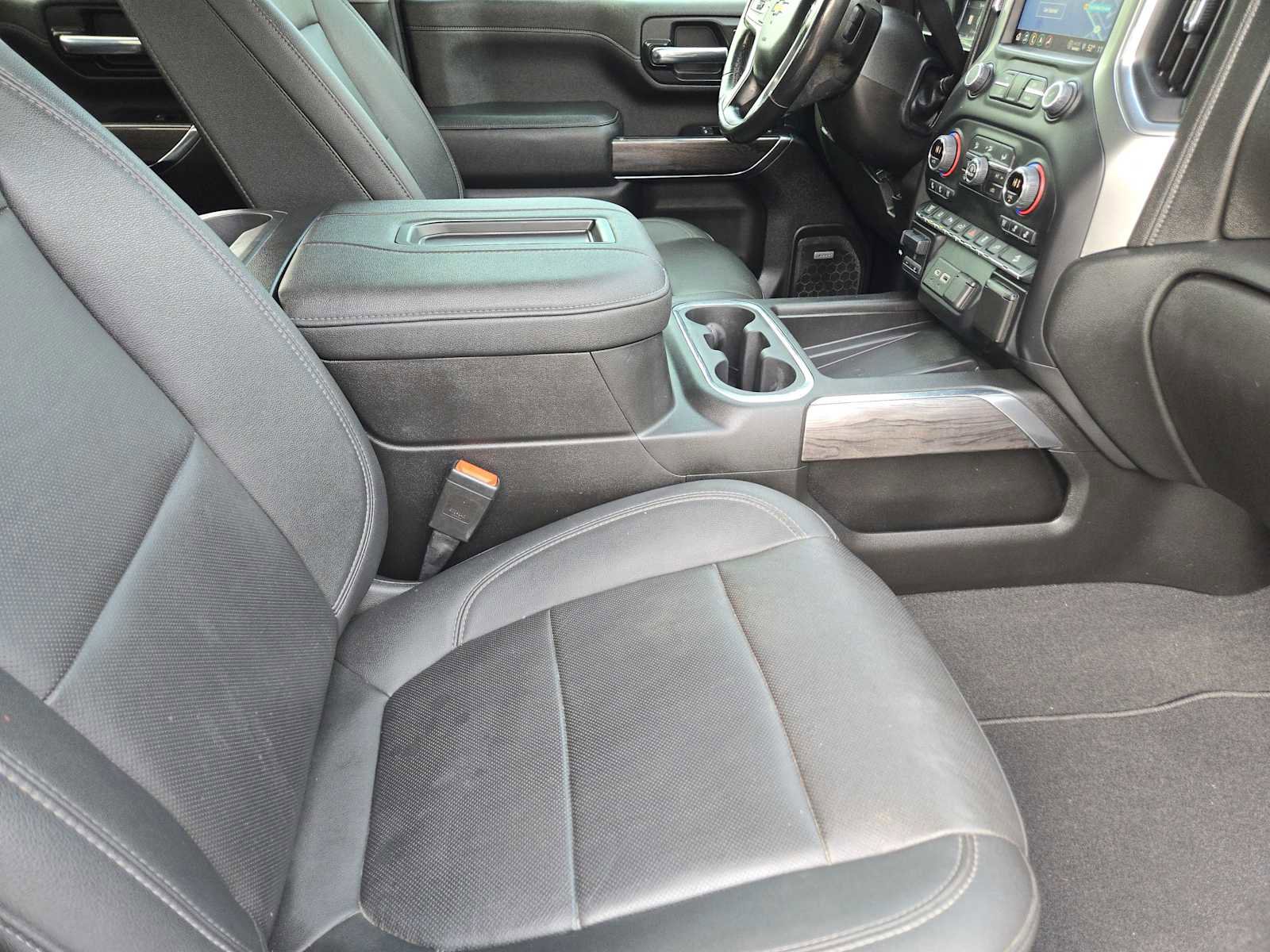 Certified 2022 Chevrolet Silverado 3500 LTZ w/ LTZ Texas Edition image 15