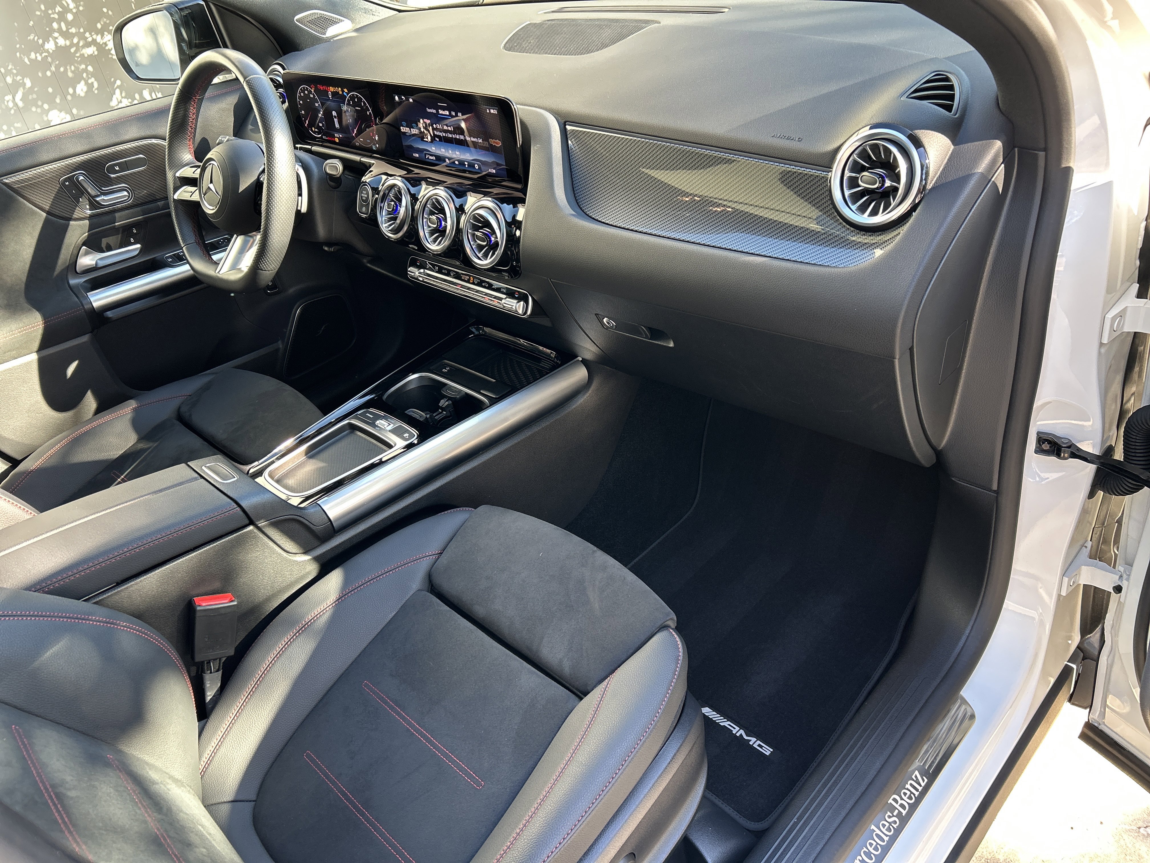 Certified 2025 Mercedes-Benz GLA 250 image 48