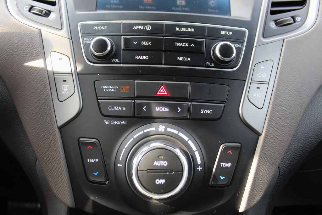 Used 2017 Hyundai Santa Fe Sport AWD/4WD image 22