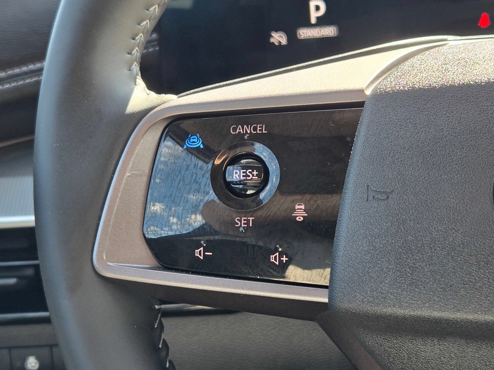 Used 2025 Nissan Murano SL w/ Cargo Package AWD/4WD image 32