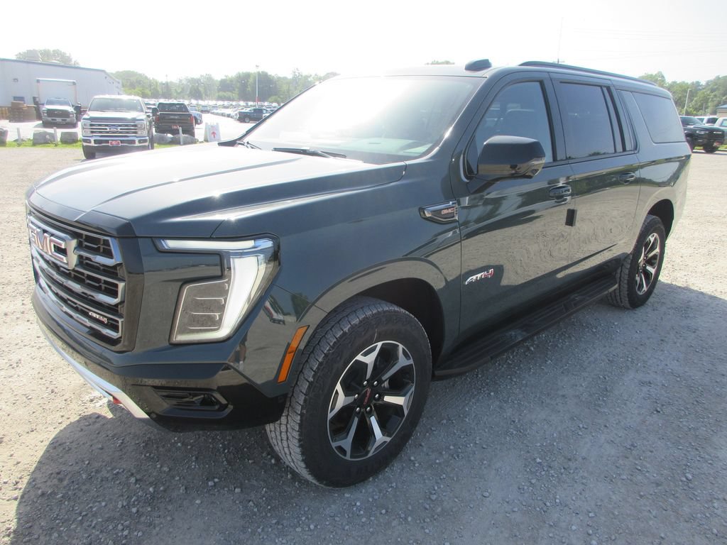 New 2026 GMC Yukon XL AT4 AWD/4WD image 9