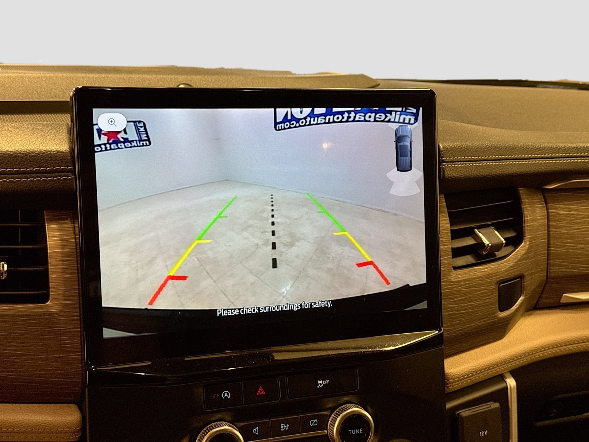 Used 2024 Ford Expedition Max Limited AWD/4WD image 14