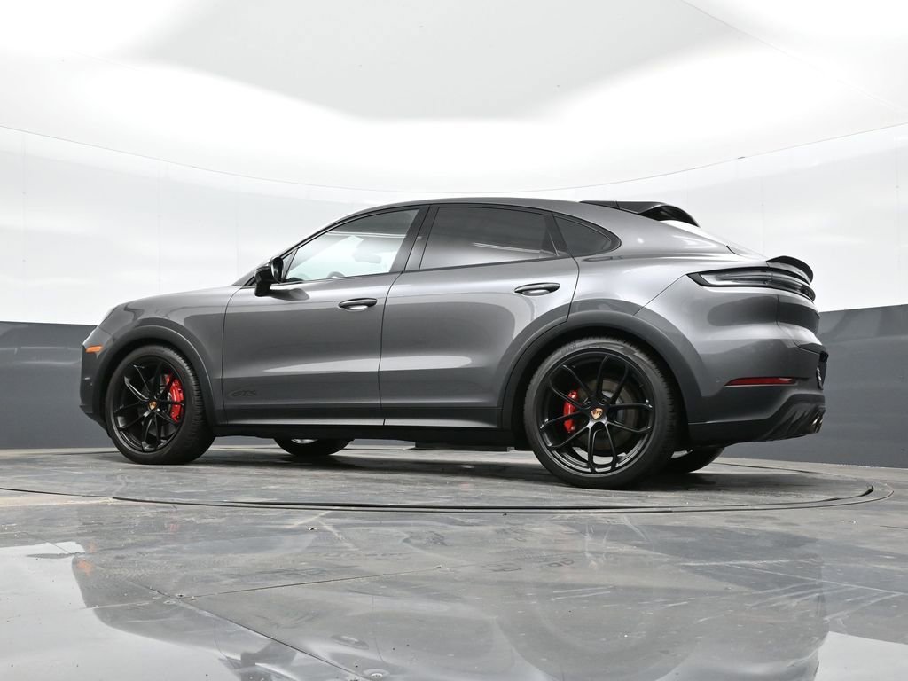 Certified 2025 Porsche Cayenne GTS image 35
