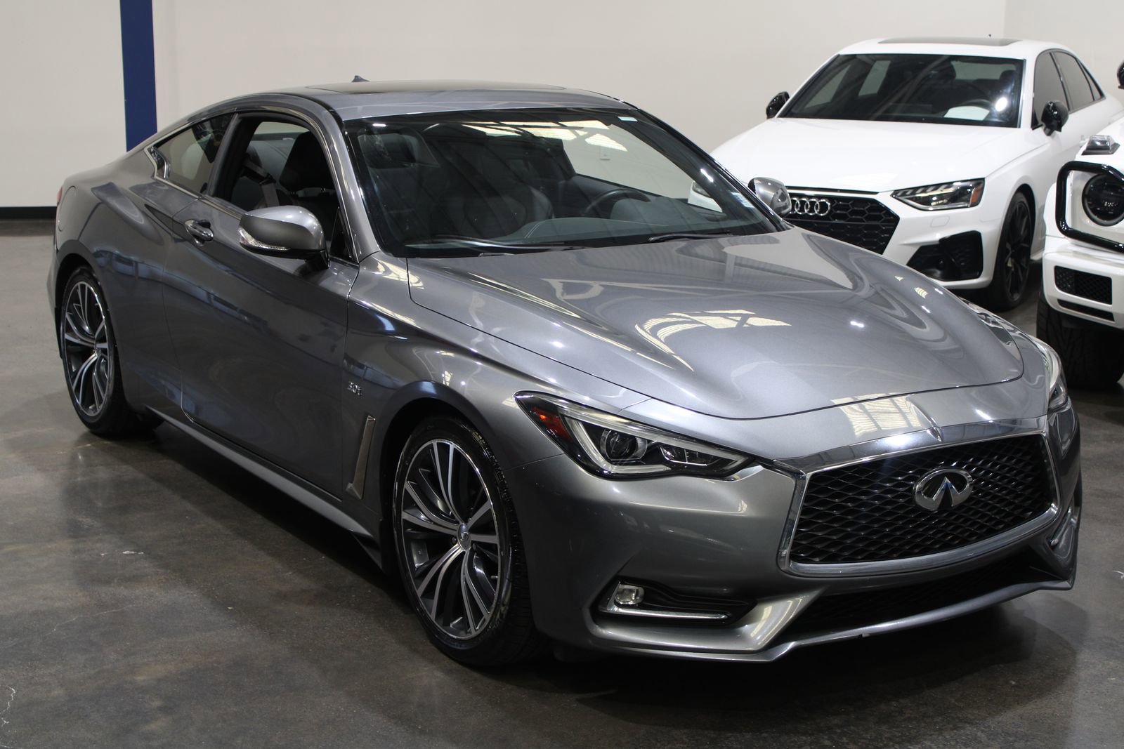 Used 2018 INFINITI Q60 3.0t Luxe w/ Sensory Package 3.0T Luxe image 5