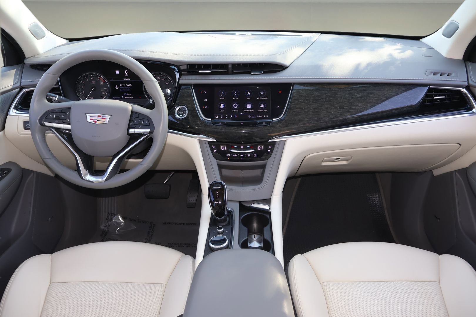 Used 2020 Cadillac XT6 Premium Luxury FWD image 13