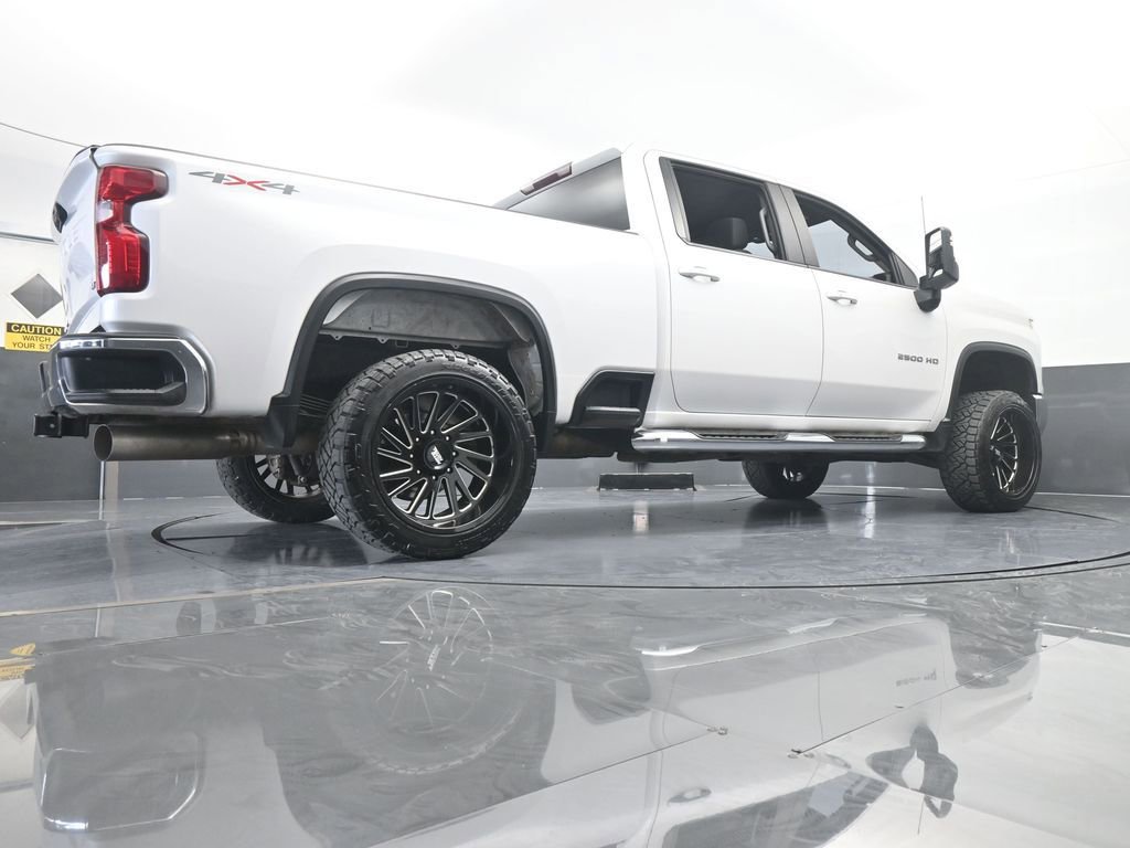 Used 2024 Chevrolet Silverado 2500 LT image 64