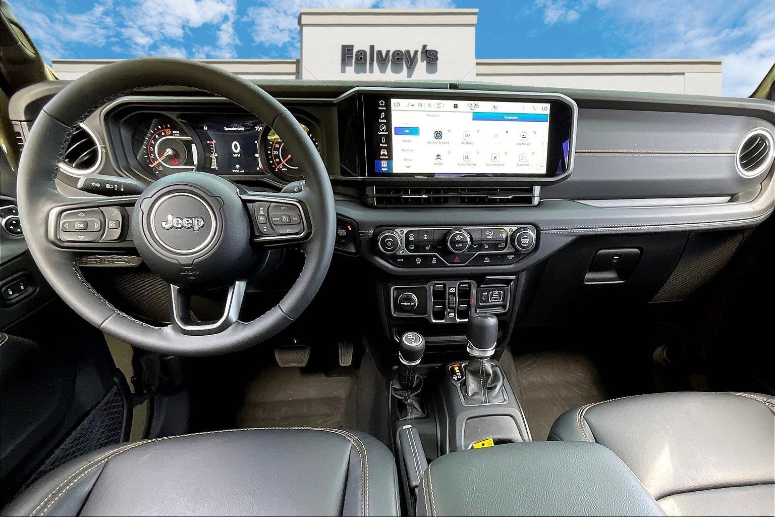 Certified 2025 Jeep Gladiator Sport image 14