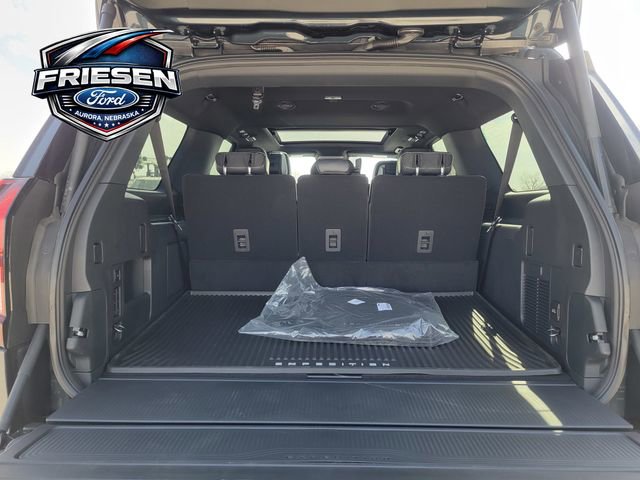 New 2026 Ford Expedition Max Platinum w/ Stealth Appearance Package image 36