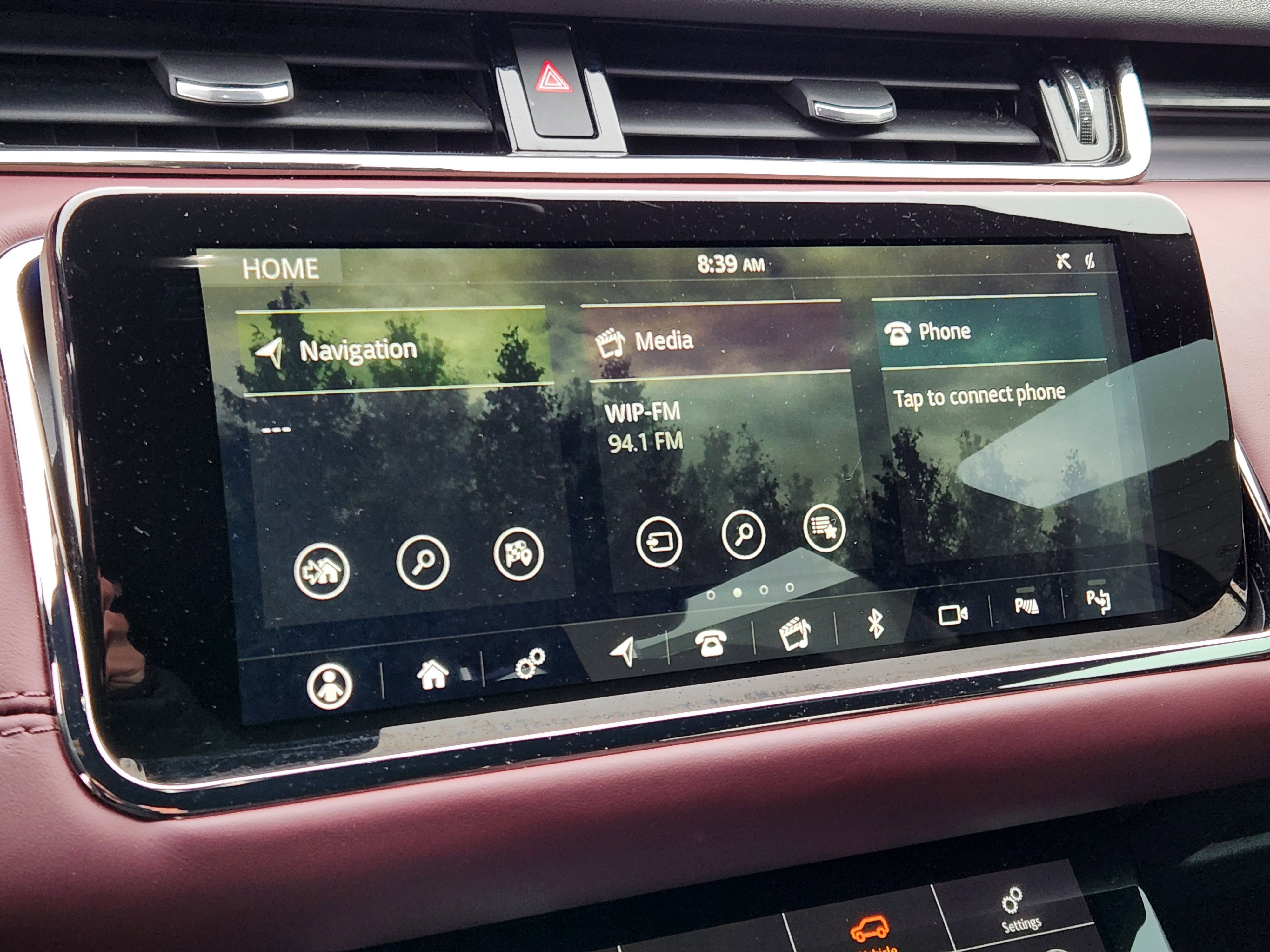 Used 2020 Land Rover Range Rover Evoque R-Dynamic SE image 21