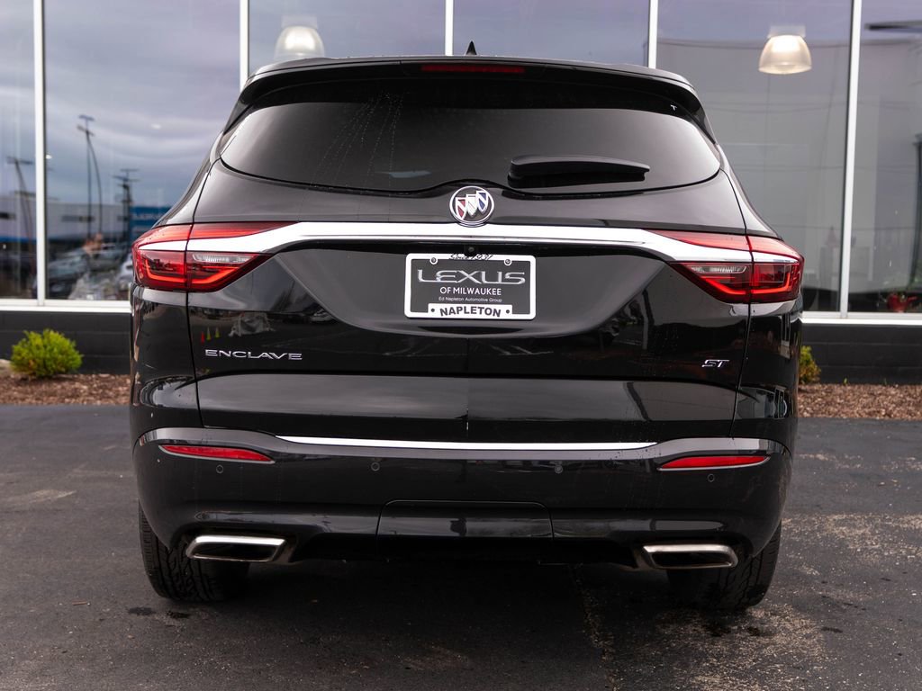 Used 2021 Buick Enclave Essence w/ Sport Touring Edition FWD image 8