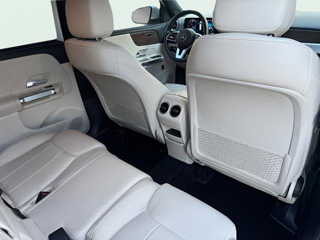 Used 2022 Mercedes-Benz GLB 250 w/ Premium Package Lite image 24