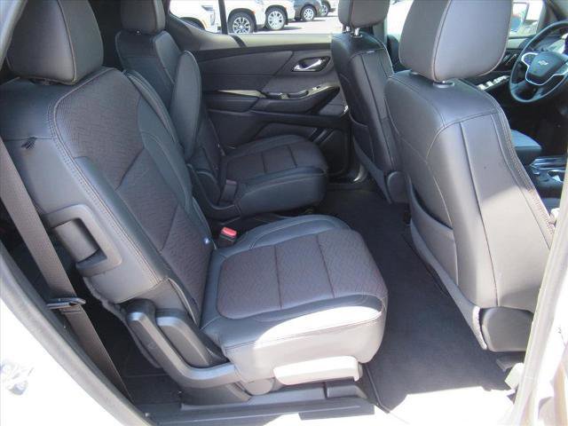 Used 2023 Chevrolet Traverse High Country FWD image 32
