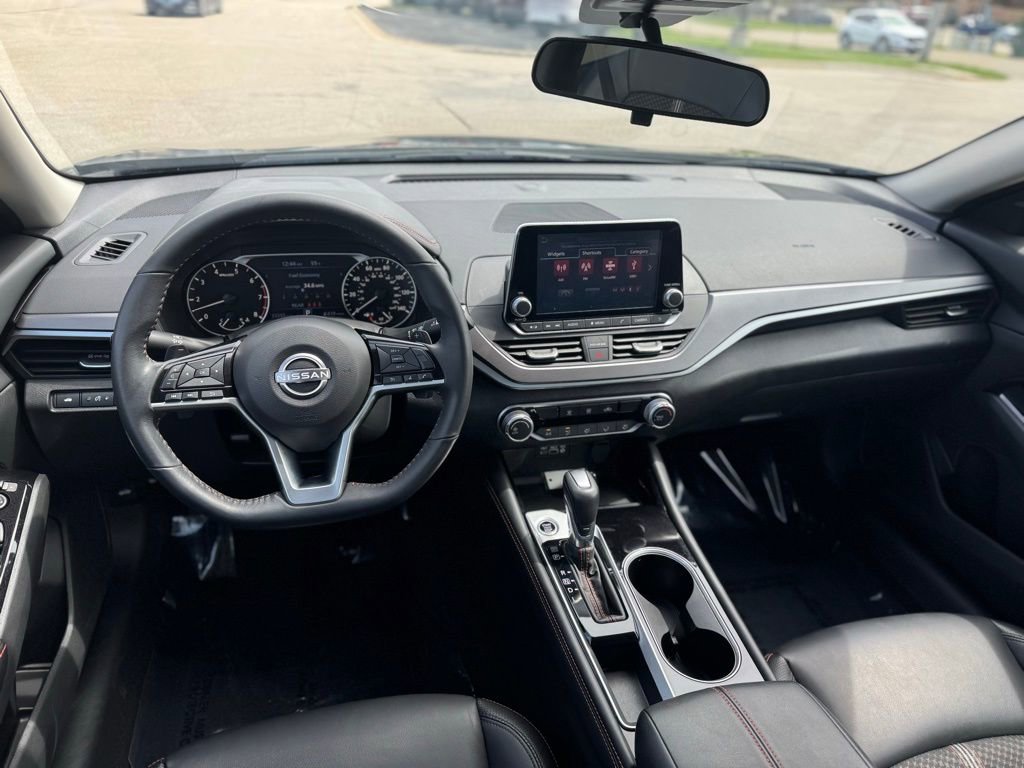 Used 2023 Nissan Altima 2.5 SR FWD image 5