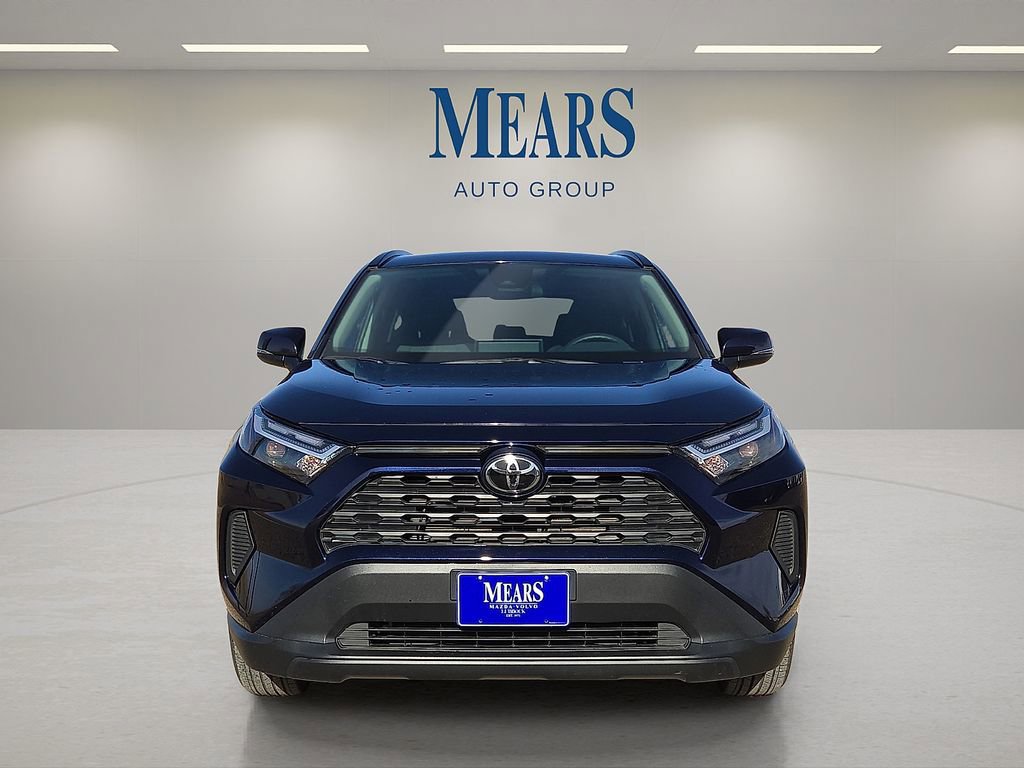 Used 2025 Toyota RAV4 XLE image 8