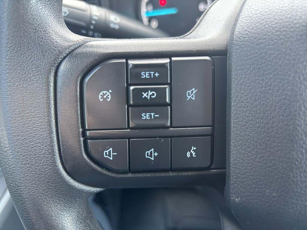 Used 2023 Ford F350 XLT w/ FX4 Off-Road Package image 15