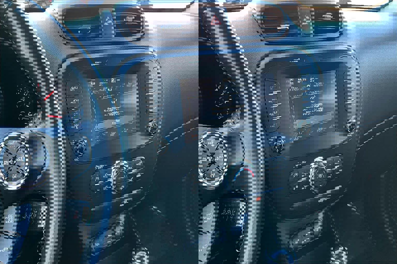 Used 2019 Kia Soul + image 6