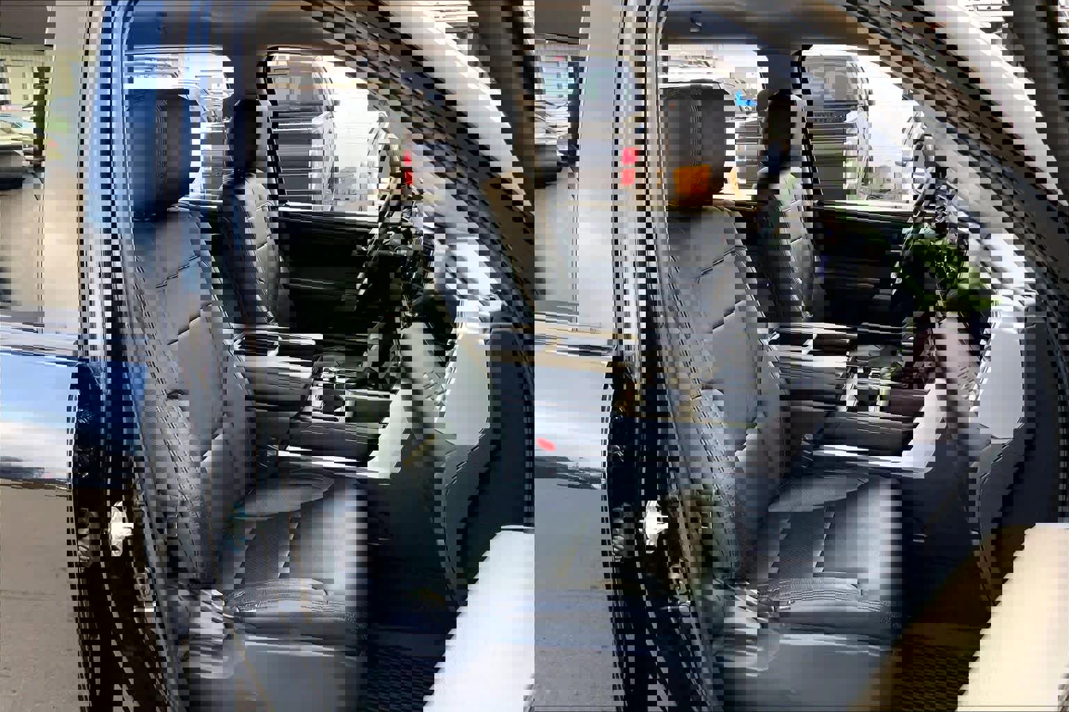 Used 2024 Toyota Tundra SR5 AWD/4WD image 9