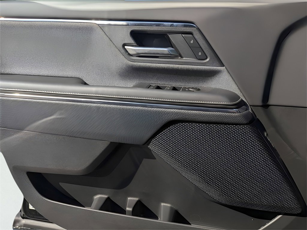 New 2026 GMC Sierra EV Elevation image 40