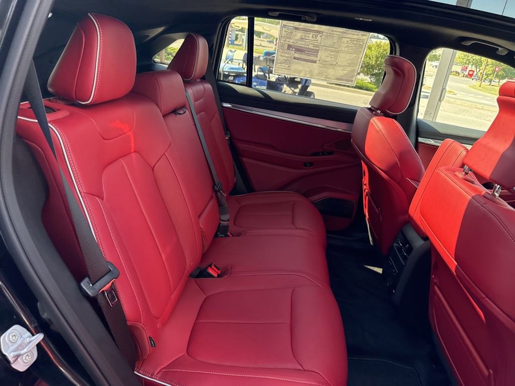 New 2025 Jeep Wagoneer S Launch Edition image 14