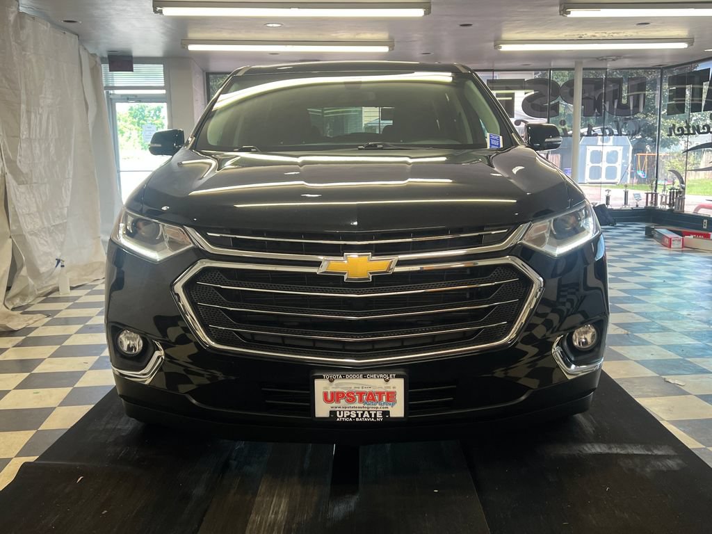 Used 2019 Chevrolet Traverse LT w/ LPO, Floor Liner Package AWD/4WD image 2
