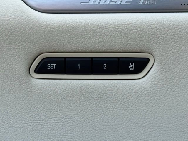 New 2025 Cadillac XT5 Premium Luxury w/ Technology Package FWD image 17