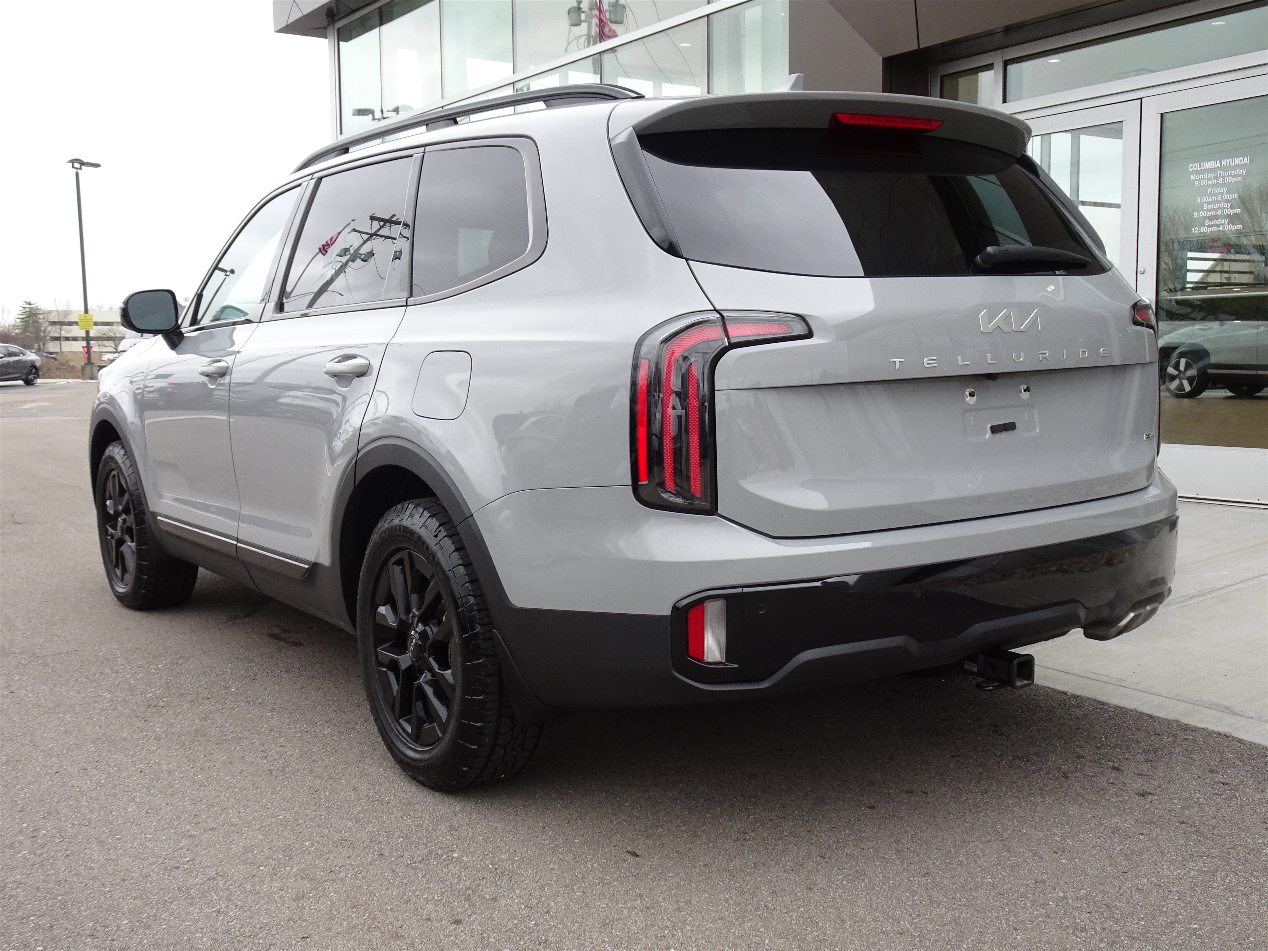Used 2024 Kia Telluride SX X-Pro image 3