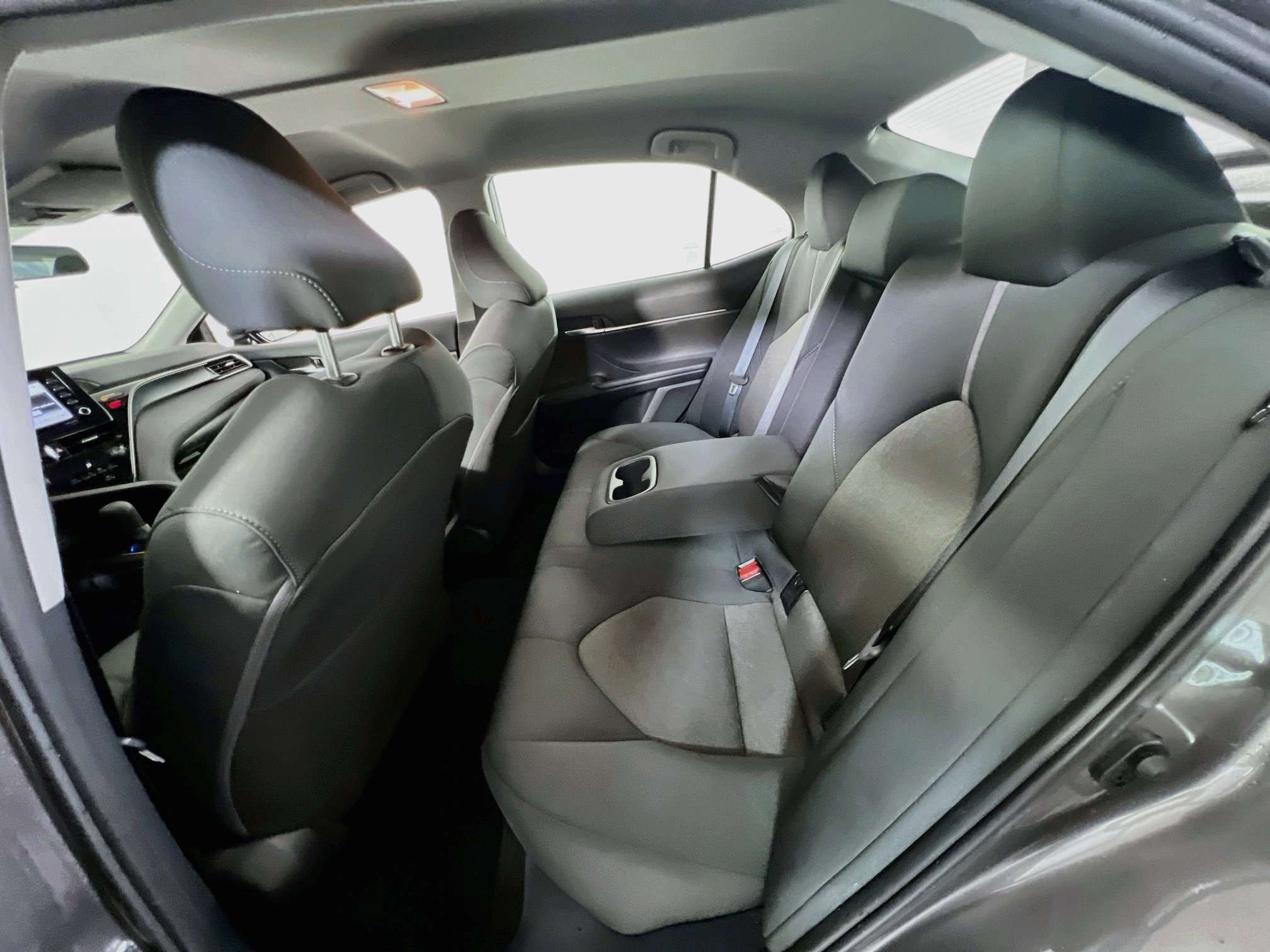 Used 2023 Toyota Camry LE FWD image 22