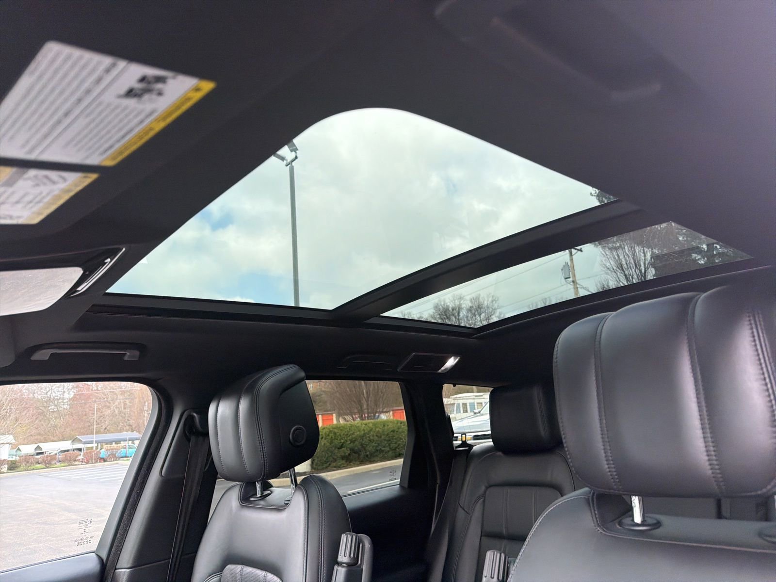 Used 2019 Land Rover Range Rover Sport Supercharged image 24