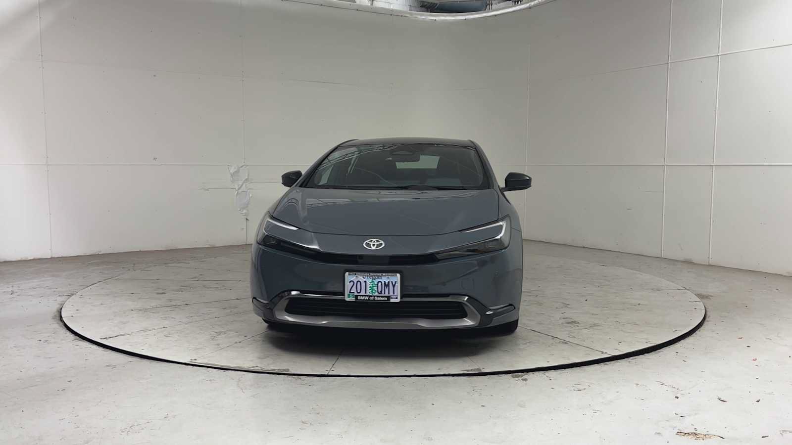 Used 2024 Toyota Prius Limited w/ Limited Premium Package FWD image 9