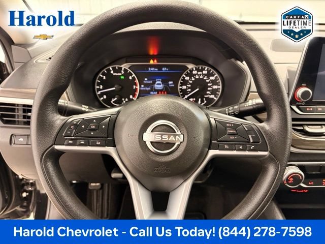 Used 2025 Nissan Altima 2.5 SV FWD image 16