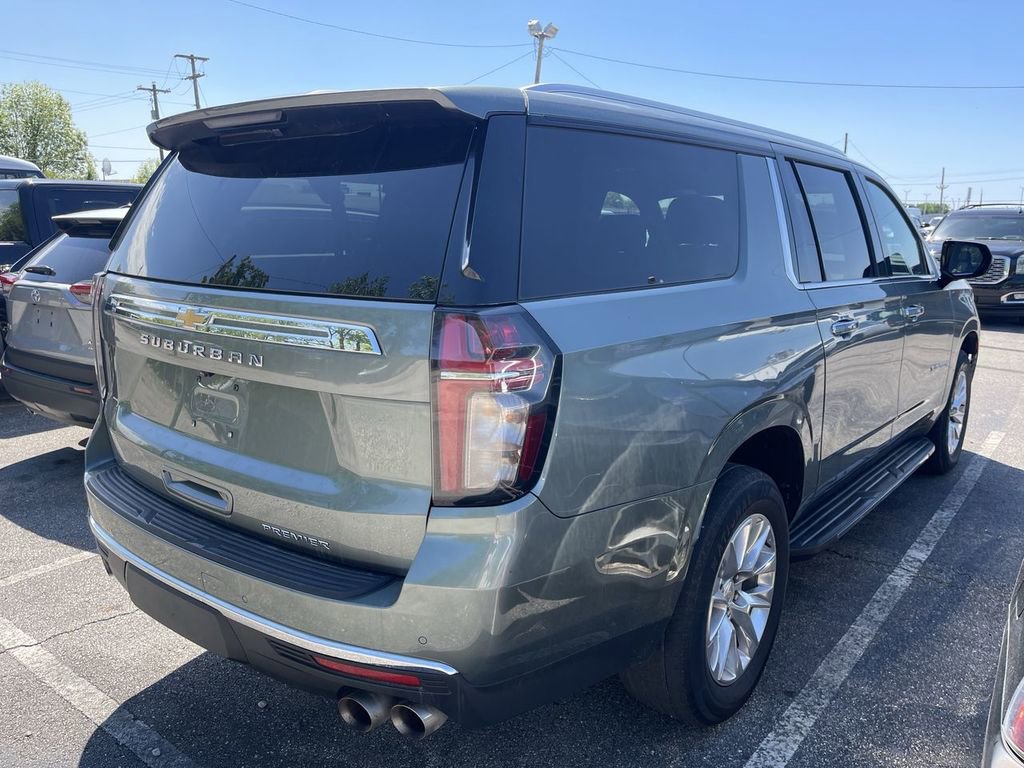 Used 2023 Chevrolet Suburban Premier RWD image 9