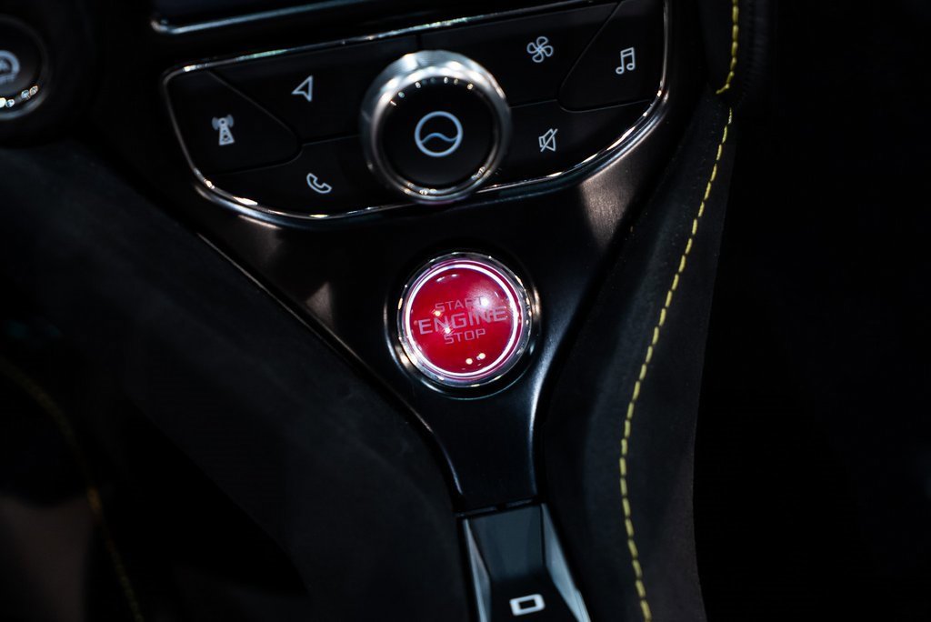 Used 2022 McLaren 720S Spider image 6