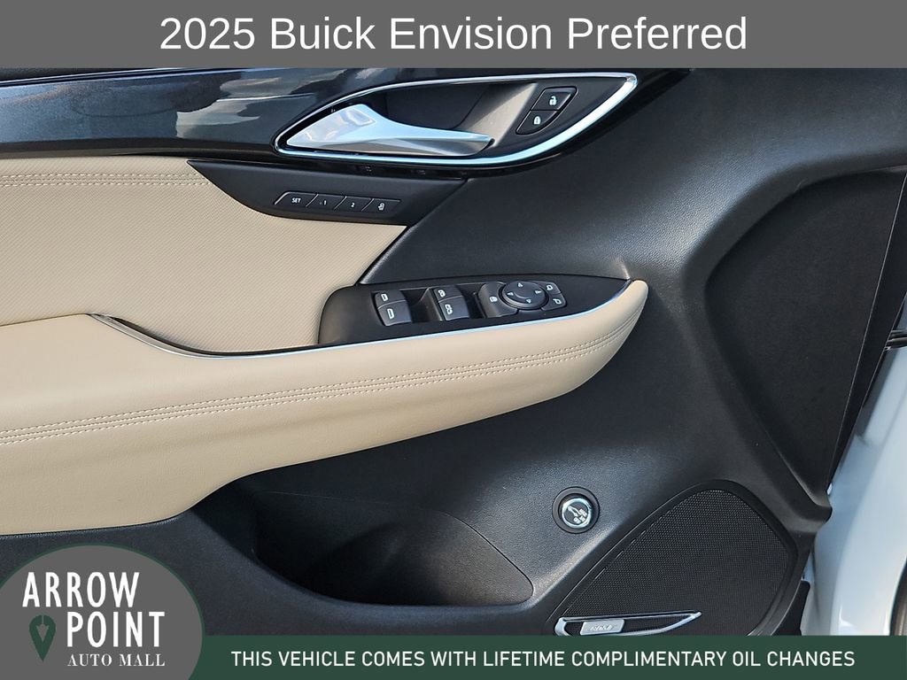 Used 2025 Buick Envision Preferred image 21